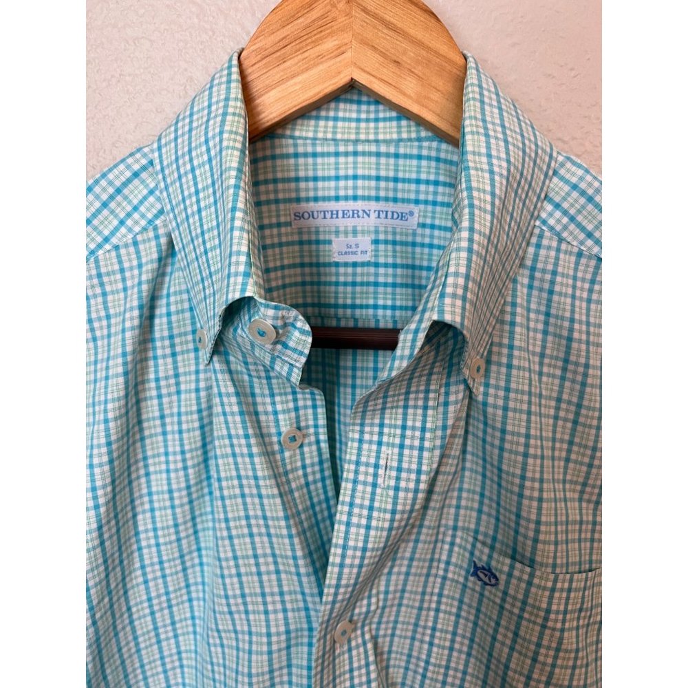 Southern Tide Button Down Shirt